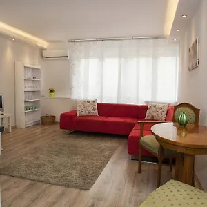 Ilona 2 Bedrooms In The Center 아파트